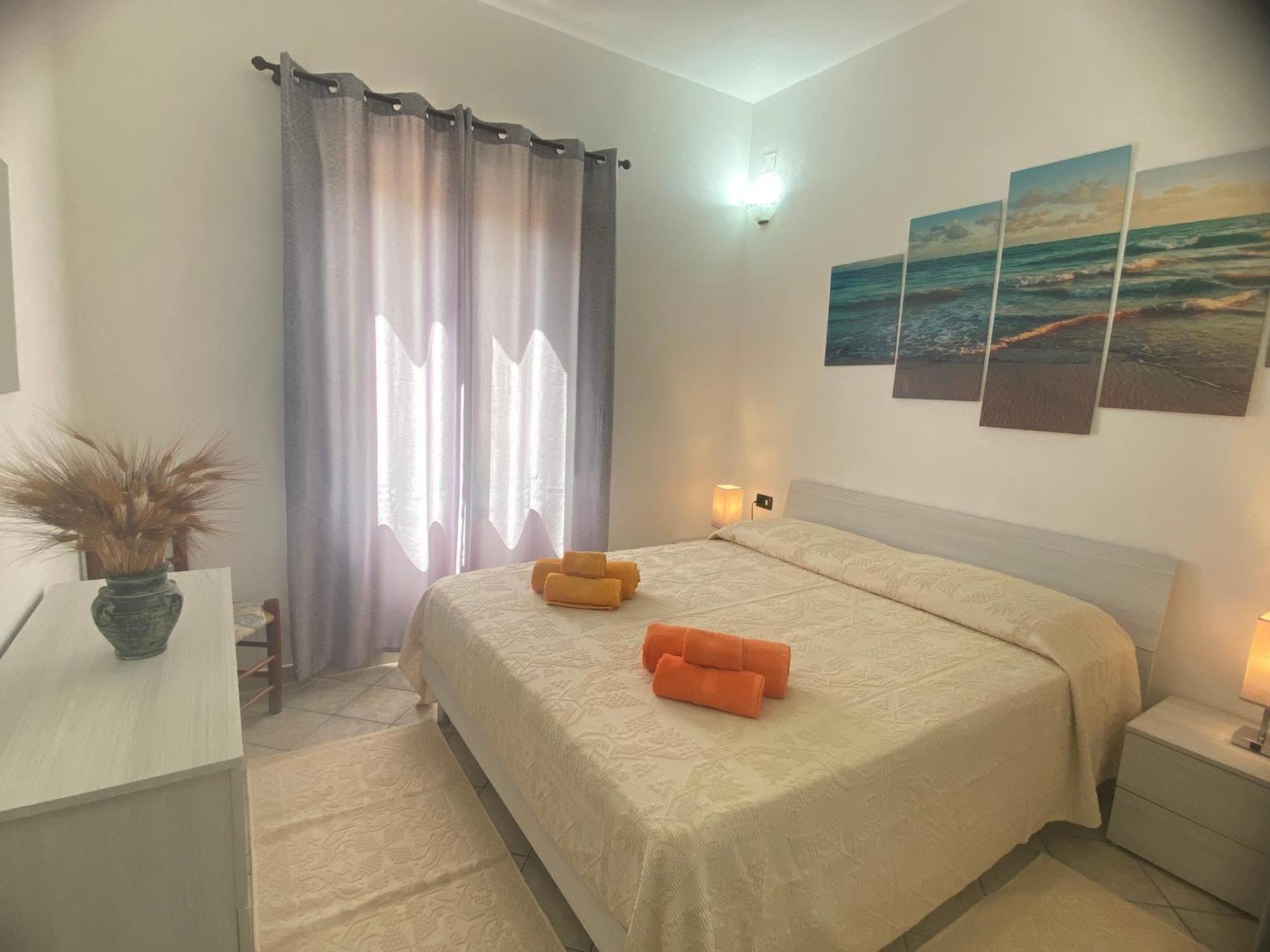 Il Bacio Del Sole Apartment แตร์เตนิอา ภายนอก รูปภาพ